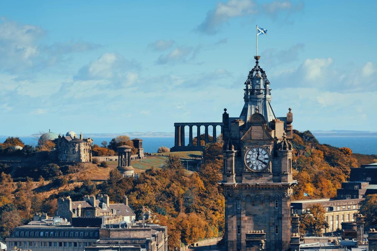 Spacious City Centre Family Room Edinburgh Buitenkant foto
